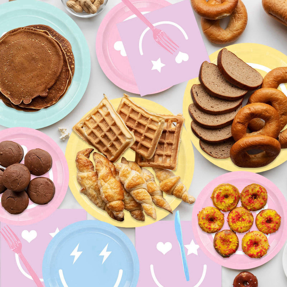 HUIYANFSY 199PCS Smiley Face Birthday Decorations Smile Pastel Themed Preppy Theme Plates and Napkins Set,Balloon, Banne