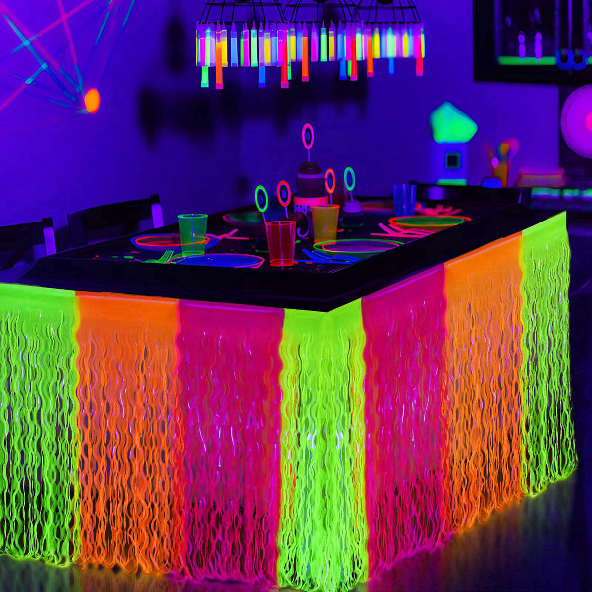 Mega-Loopolis – Table Skirts on display