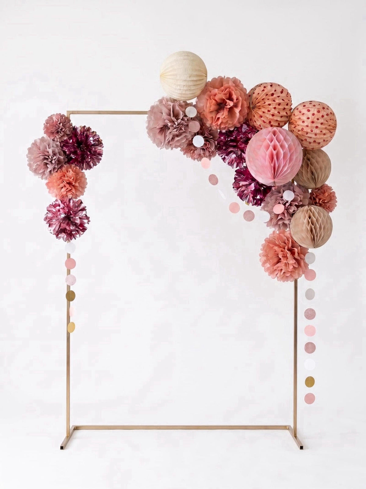 PapaKit – Tissue Pom Poms on display