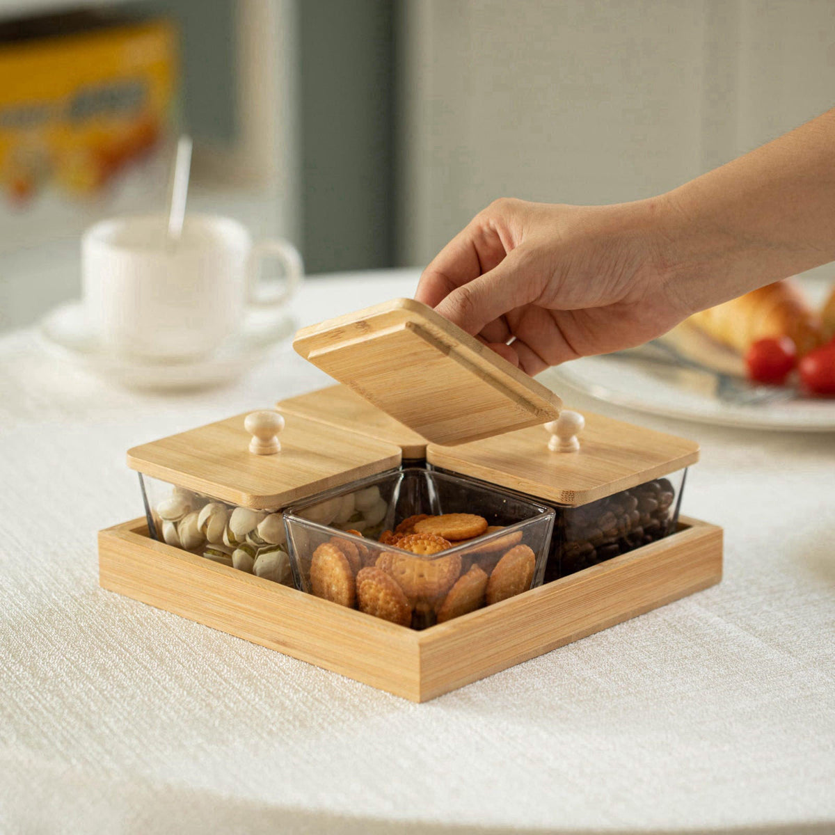 Basicwise Set of 4 Square Glass Jars with Bamboo Lids and Wooden Tray – Square Charcuterie, Snack Organizer and Fruit Pl