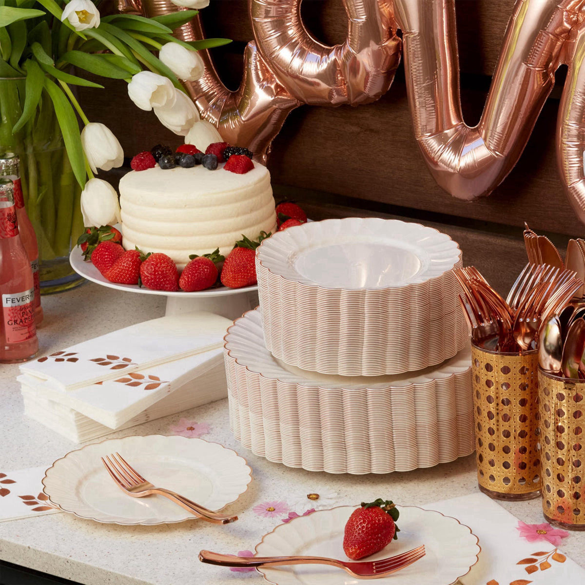 By Madee HEAVYWEIGHT Scalloped Rose Gold Disposable Dinnerware Set 175 Pc – close-up detail in Ivory Rose Gold