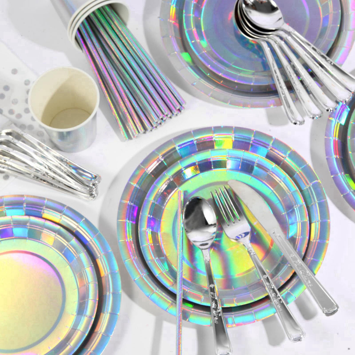 VYLURIXX 200 pieces of silver party supplies, disposable tableware set, silver paper plates, cups, napkins, plastic kniv