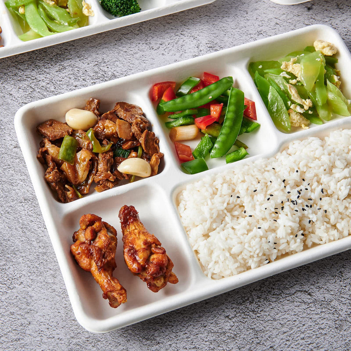 Vplus Compostable 5 Compartment Paper Plates, 100 Pack, 12.5 x 8.6 inch – alternate angle