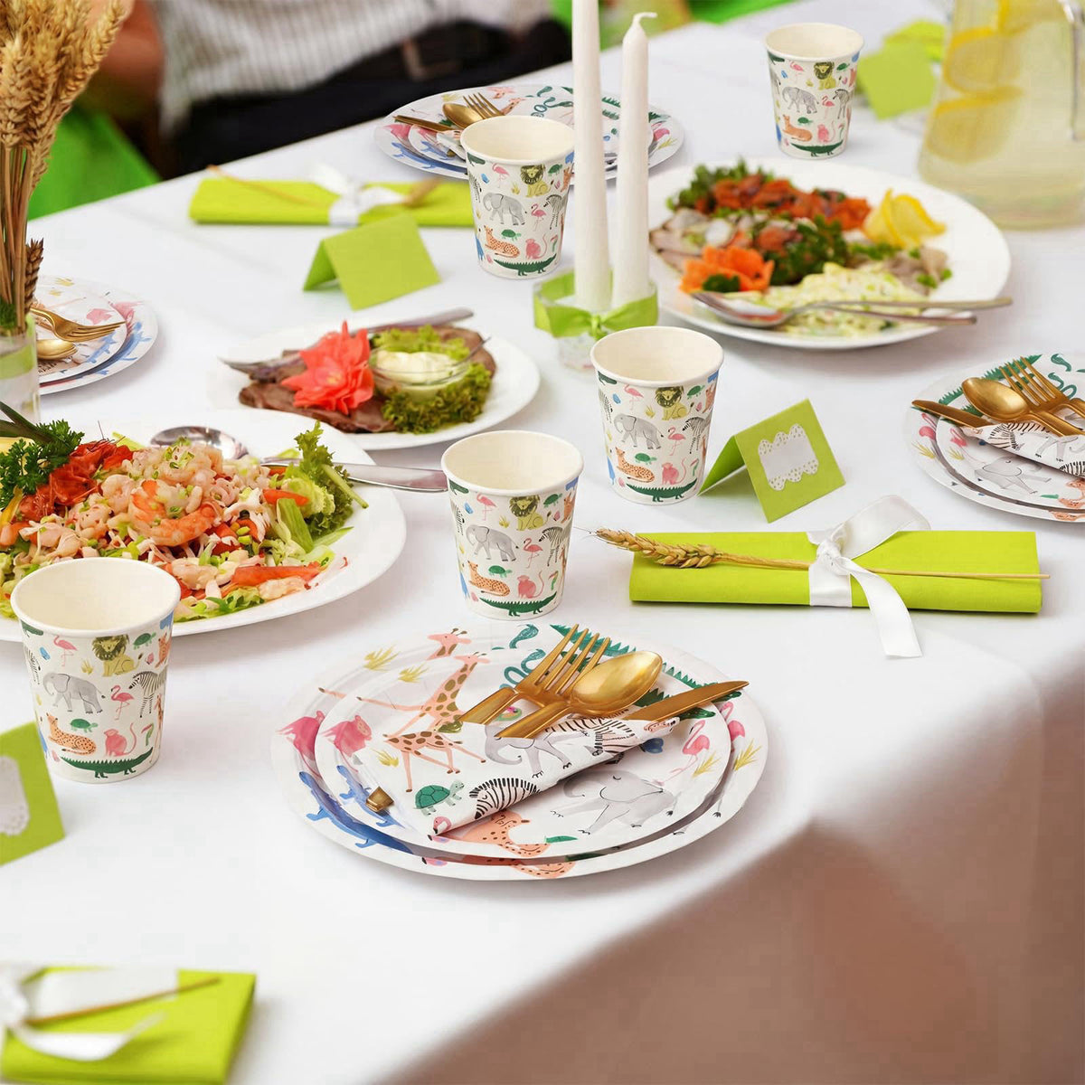 Newtay 350 Pcs/ 50 Sets Safari Animals Supplies Include Paper Plates, Napkins, Cups and Knife, Spoon, Fork Disposable Ta