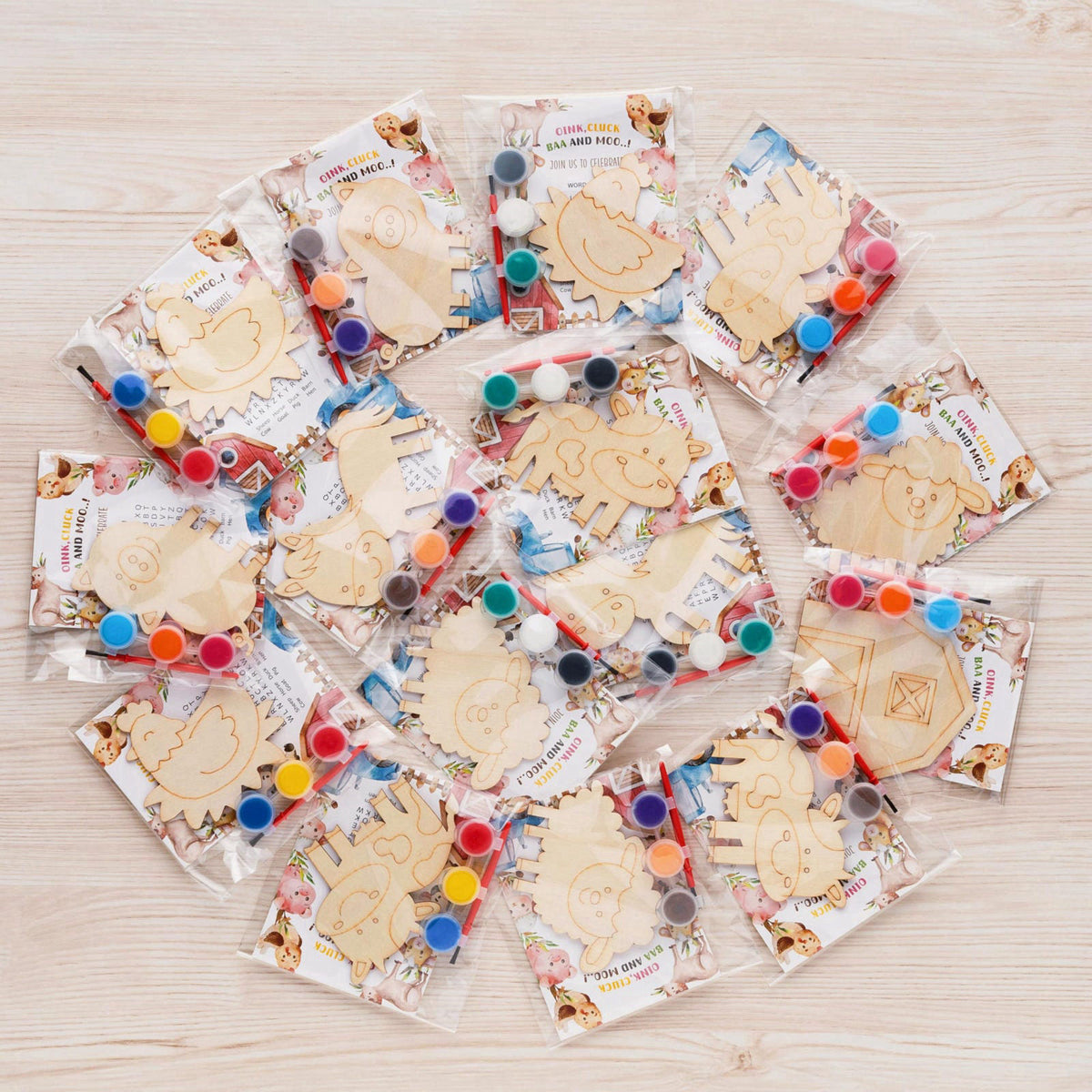 GEECOZYLIFE 24PCS Farm Animals Party Favors - Farm Barnyard Wooden Painting Craft Kit – product photo (Wood)