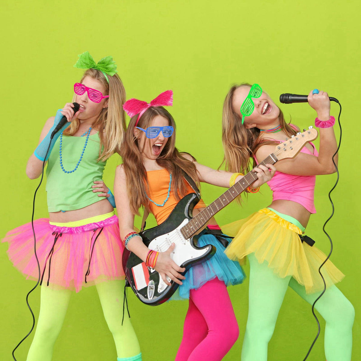 YAROMO 80s 90s Party Favors Birthday Supplies, Hip Hop Theme Gift Neon Earrings Glasses Gloves Necklace Slap Bracelet Ne