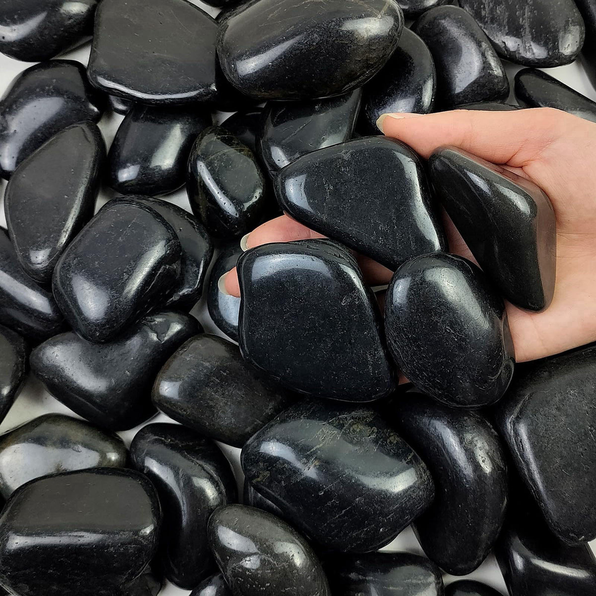 FANTIAN 20 lbs Black Stones for Landscaping, 2-3 Inch Large Rock for Plant