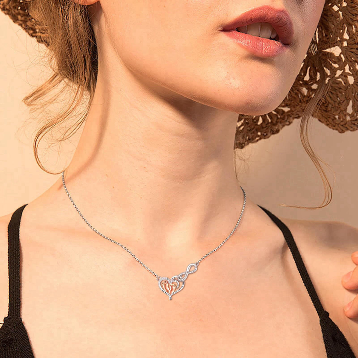 sagrence 925 Sterling Silver Infinity Heart Little Feet Necklace for Mom, Mama To Be Necklace, New Mom Gift, Expecting M