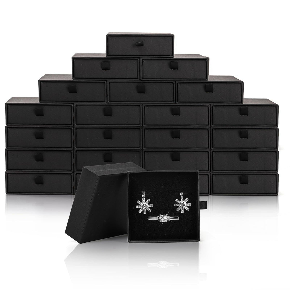 WRINGKIT – Jewelry Boxes on display