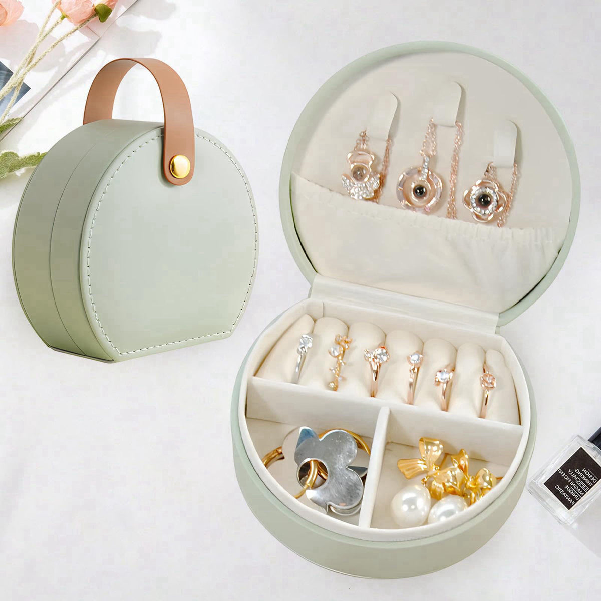 TIMEFASHION – Jewelry Boxes on display