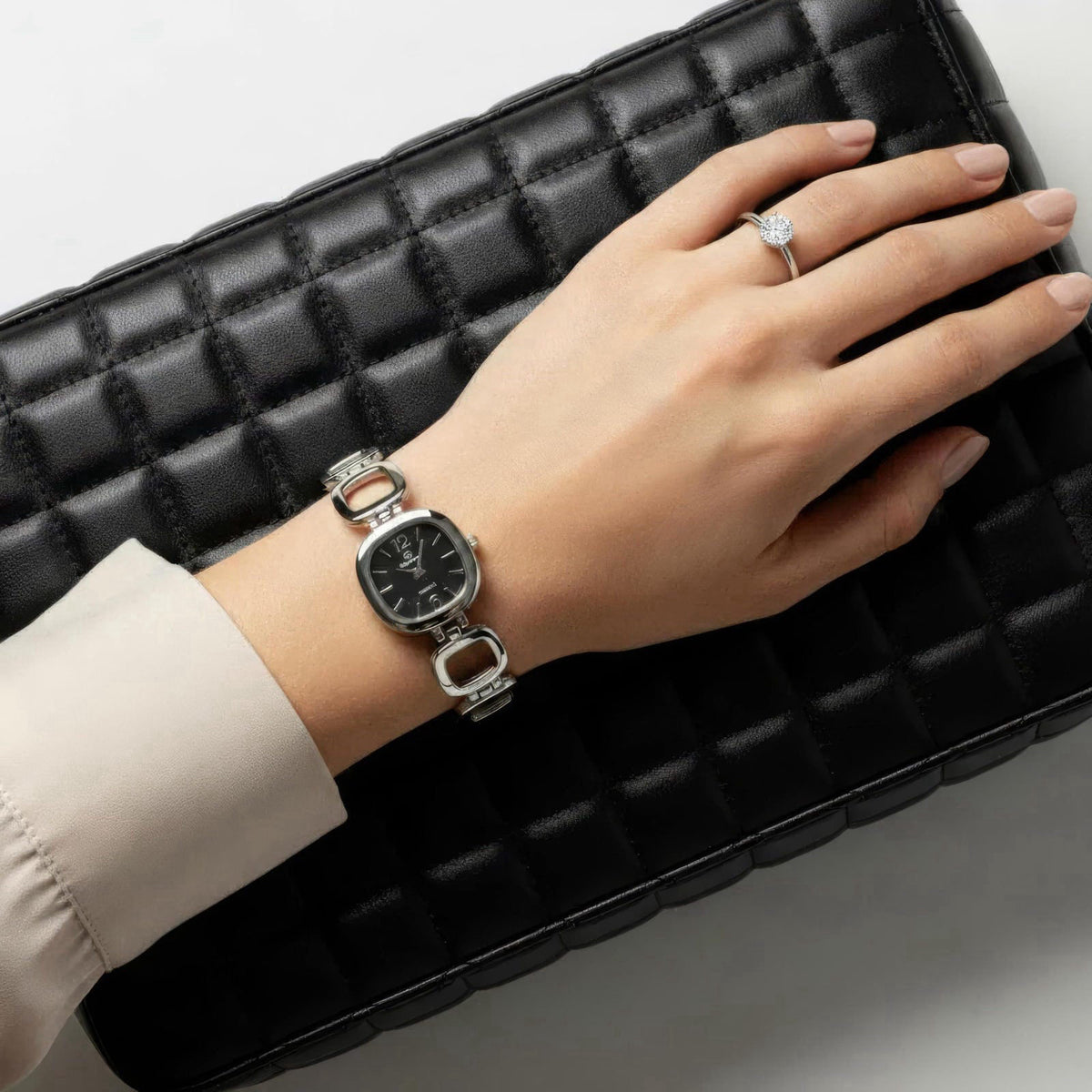BELLOS Gift Set Women's Watch Black - jewelry Set- Necklace-Ring- Earrings - Band – back view and specifications