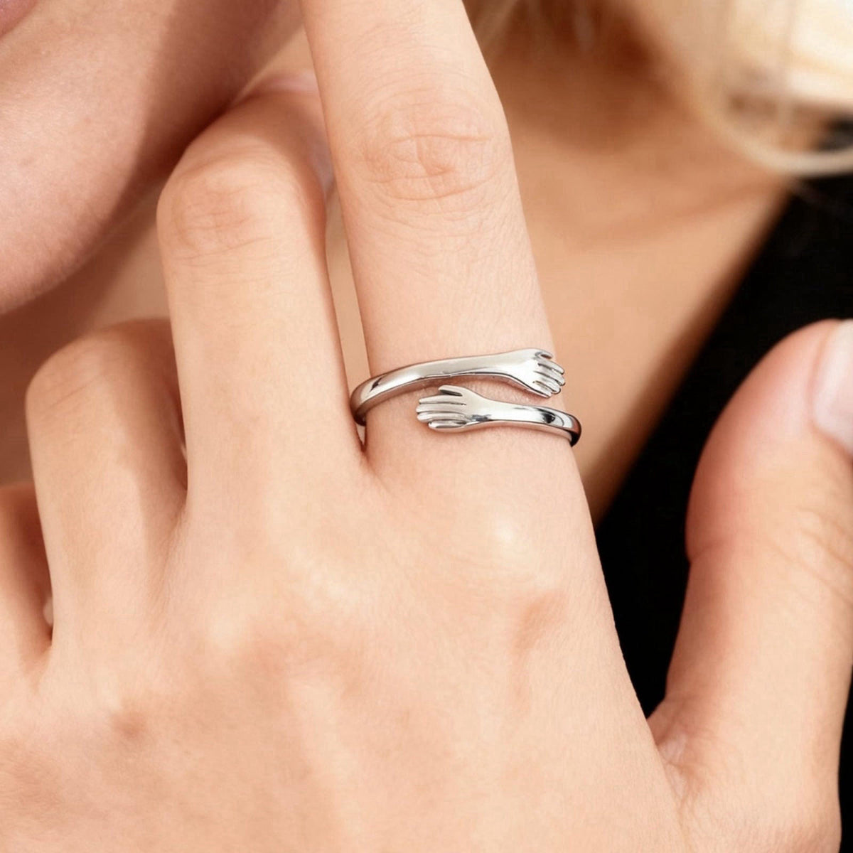Yuanyora S925 Sterling Silver Hug Ring for Granddaughter Adjustable Ring – alternate angle