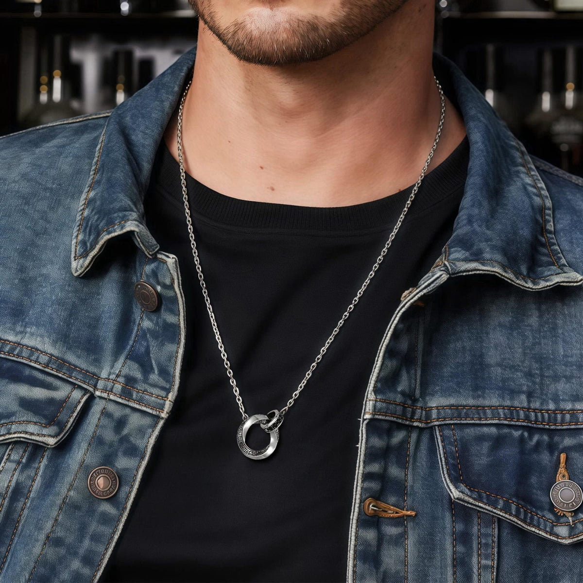 BRAYEG Möbius Strip Men's Necklace, Double Ring Black Onyx Pendant Necklace for Men, Silver Interlocking Circle Mens Nec