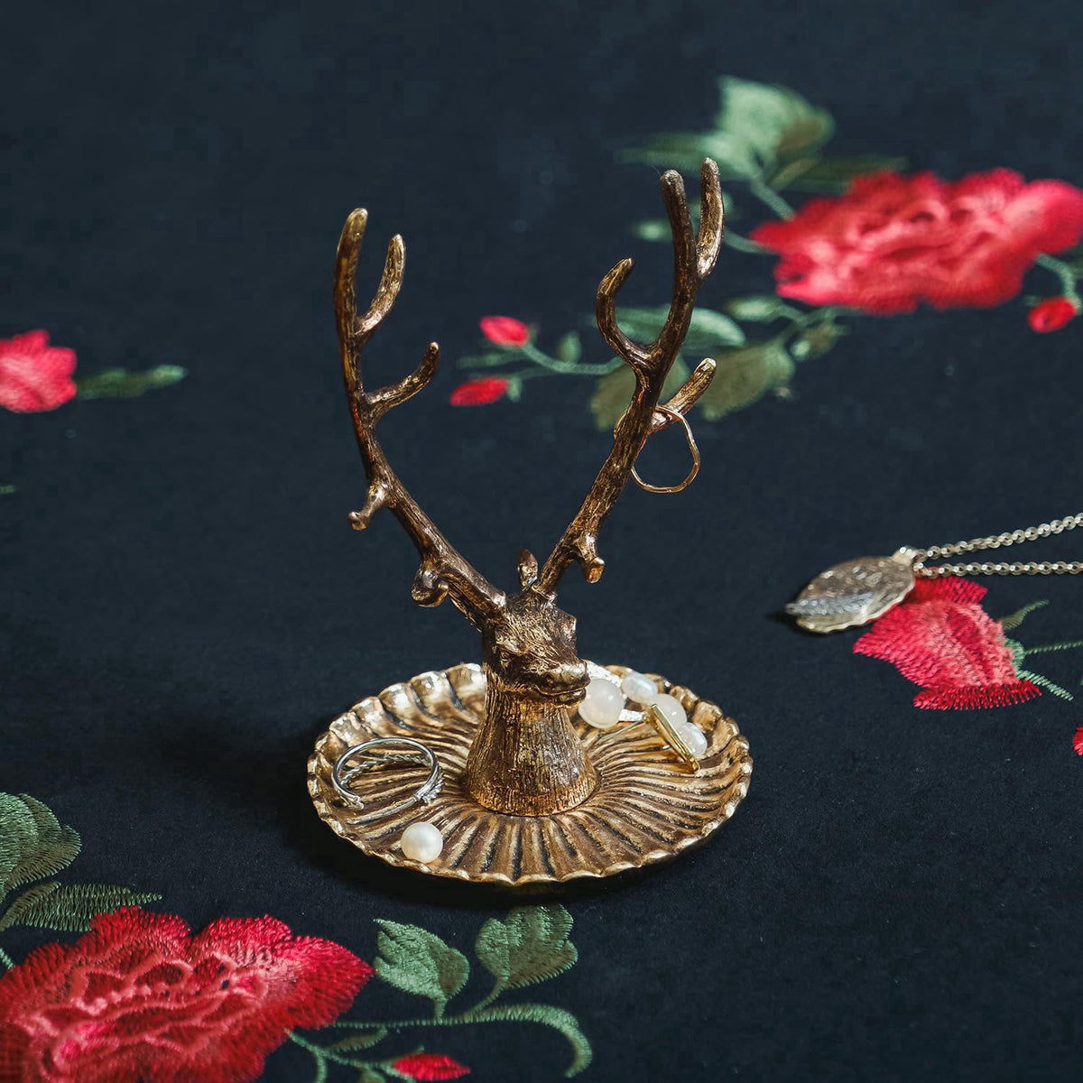 NIKKY HOME NIIKY HOME Vintage Jewelry Dish Tray, Small Deer Ring Holder – alternate angle