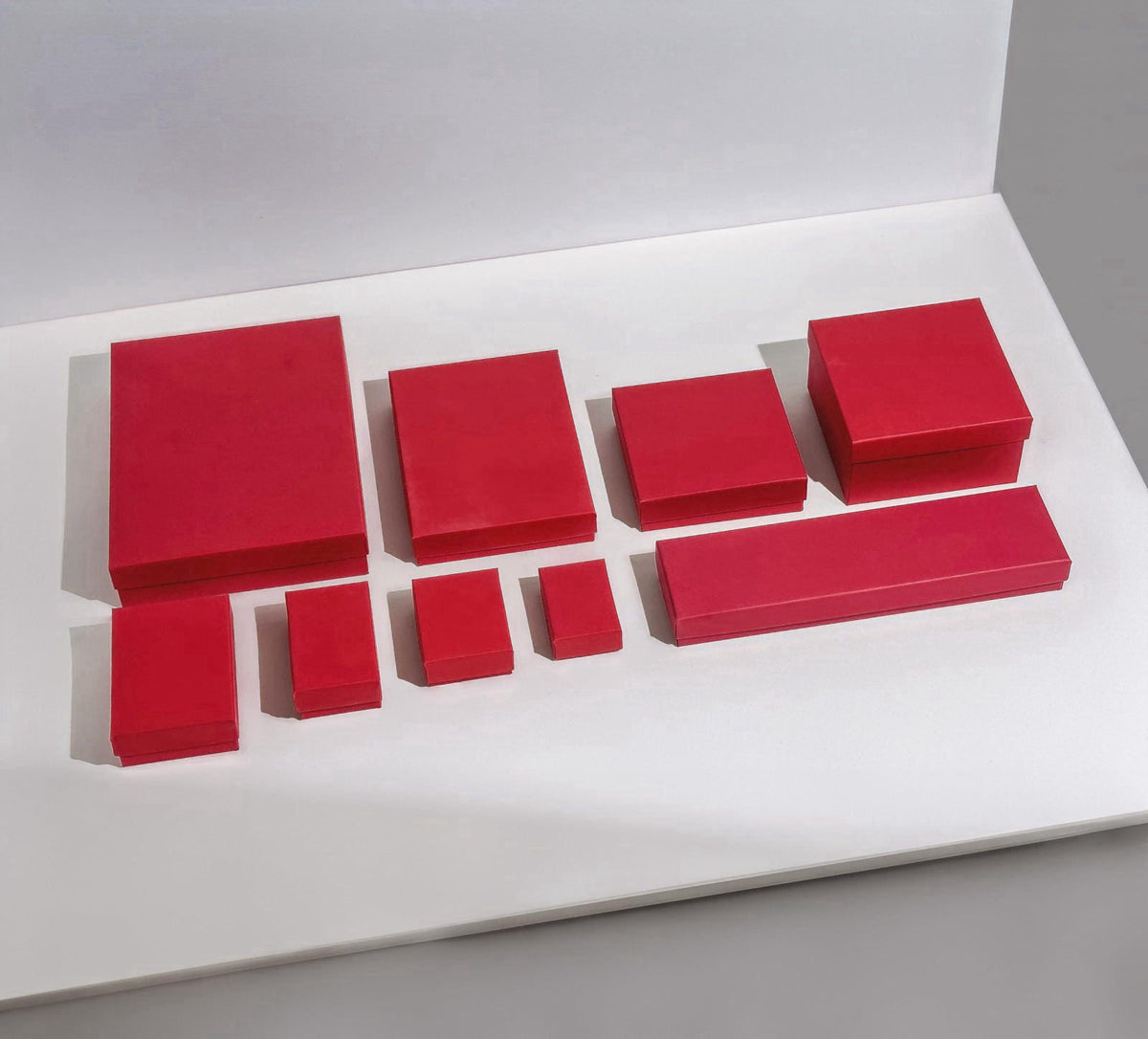 TheDisplayGuys For Your Modern Living – Jewelry Making Display &amp; Packaging Supplies on display