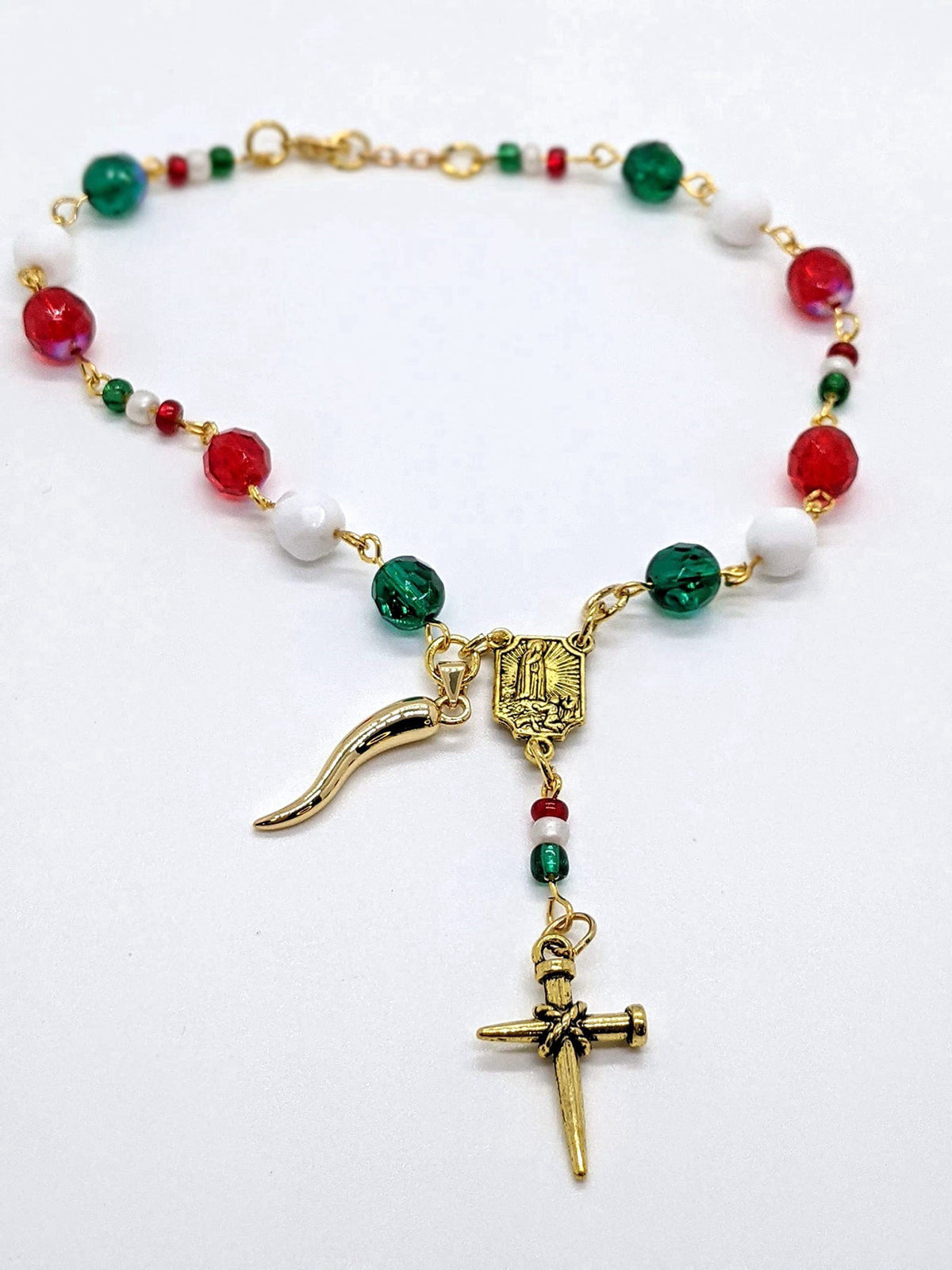 Handmade Italian Car/Vehicle Rosary - 8mm with Seed Beads & Italian Horn (Cornicello) Charm – full view, size 0.31 inche