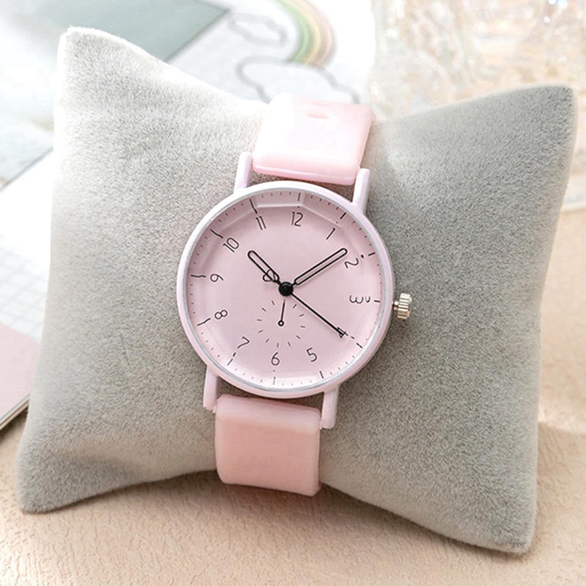 haodmius 6 Pack Women Silicone Rubber Band Watches Set Geneva Watch Easy Reader Sports Analog Minimalist Jelly Dress Col