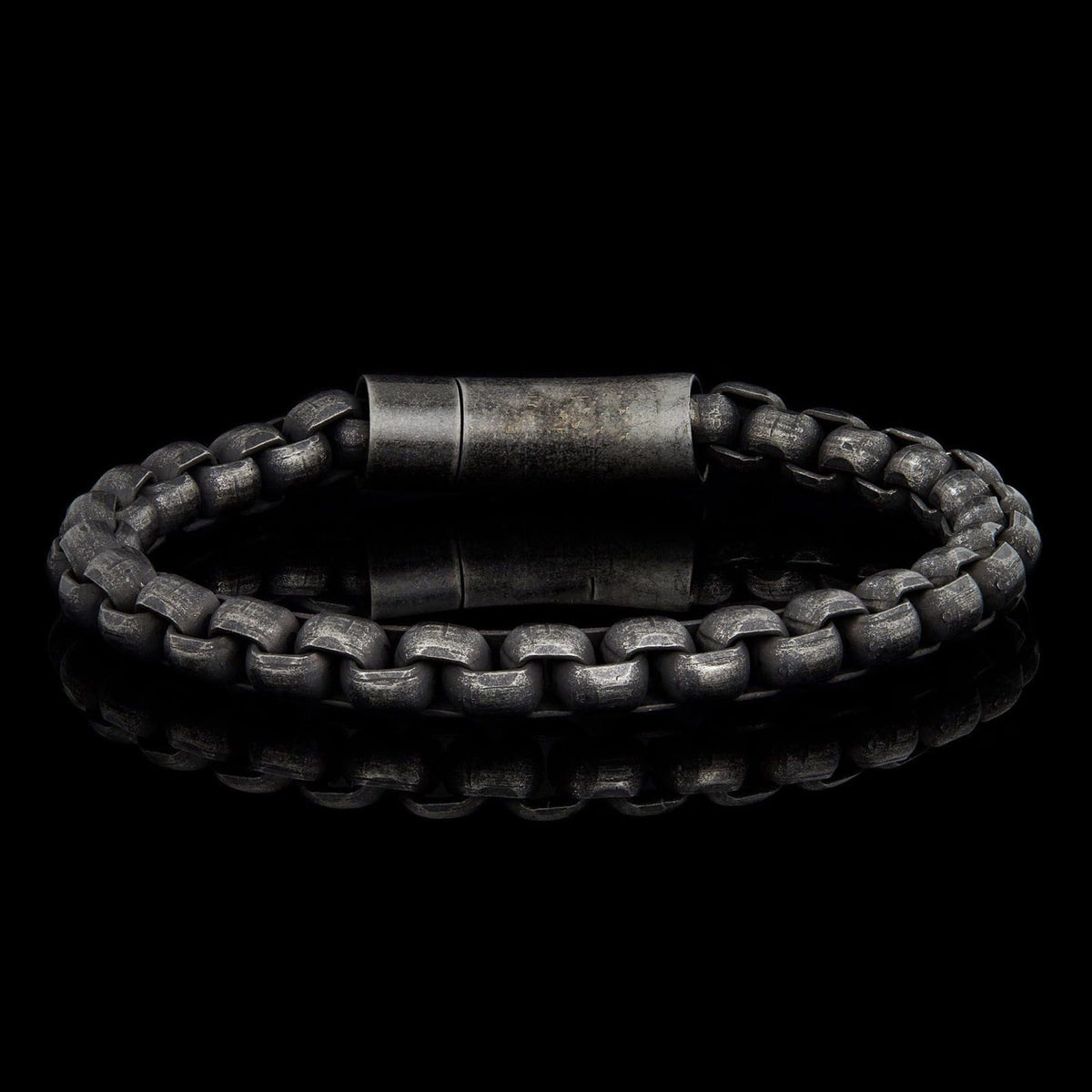 Invicta Jewelry Men's Polished Box Chain Steel Cuff Bracelet (8mm) - 9" – packaging and label