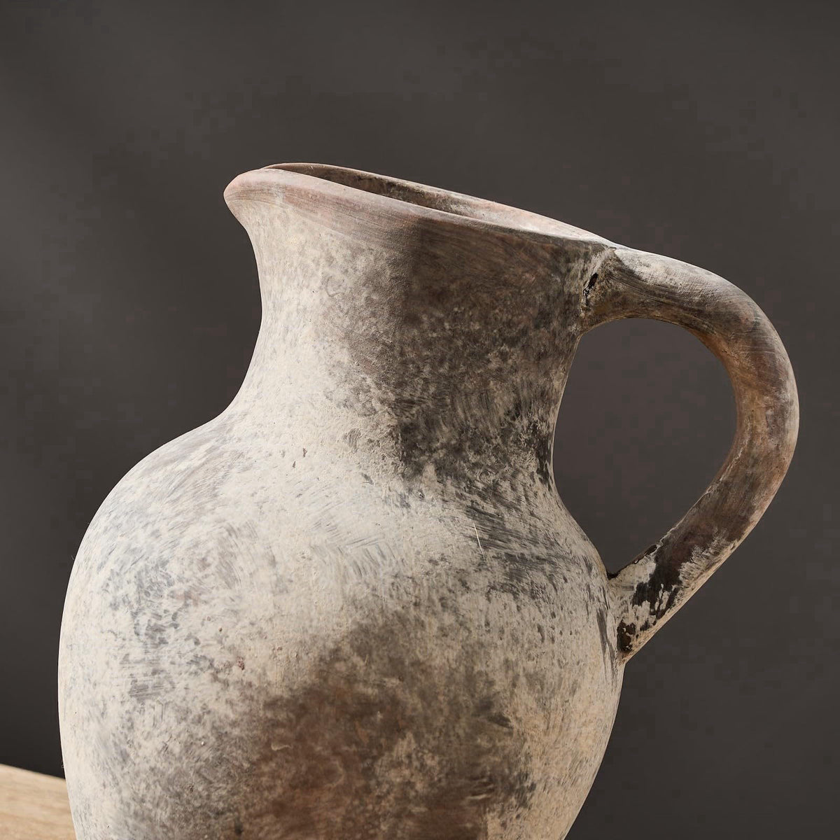 SIDUCAL – Vases on display