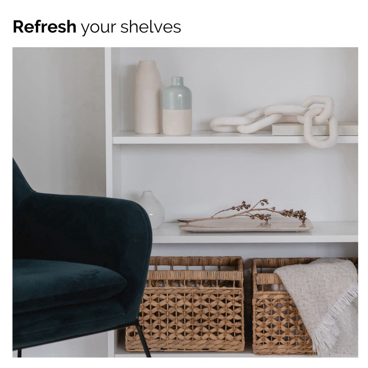 PEAKOLY Wood Chain Link Decor - White Wooden Decorative Objects for Shelves, Coffee Table Sculpture, Book Shelf Accessor
