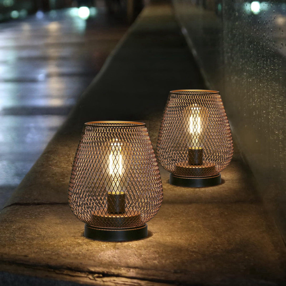 JHY DESIGN Set of 2 Metal Cage LED Lantern Battery Powered Cordless Accent Light with LED Great for Weddings Parties Pat