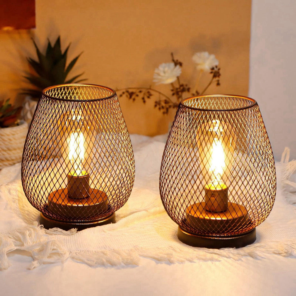 JHY DESIGN – Lanterns on display