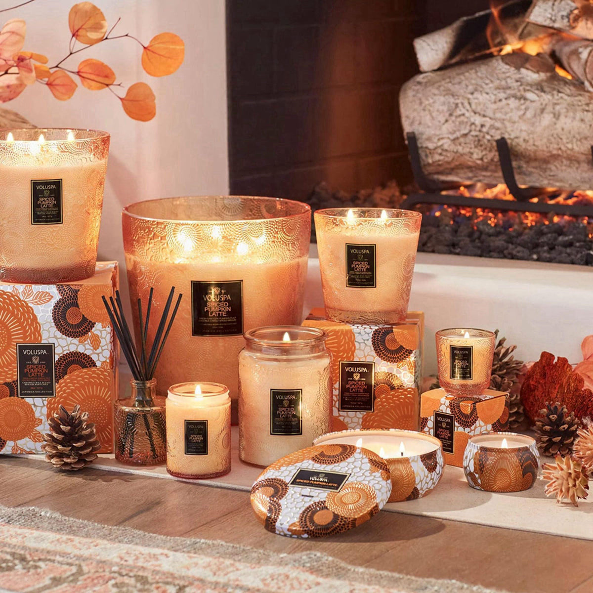 Voluspa Spiced Pumpkin Latte Large Scented Candle Jar 18 Oz by Premium Selection — view 7