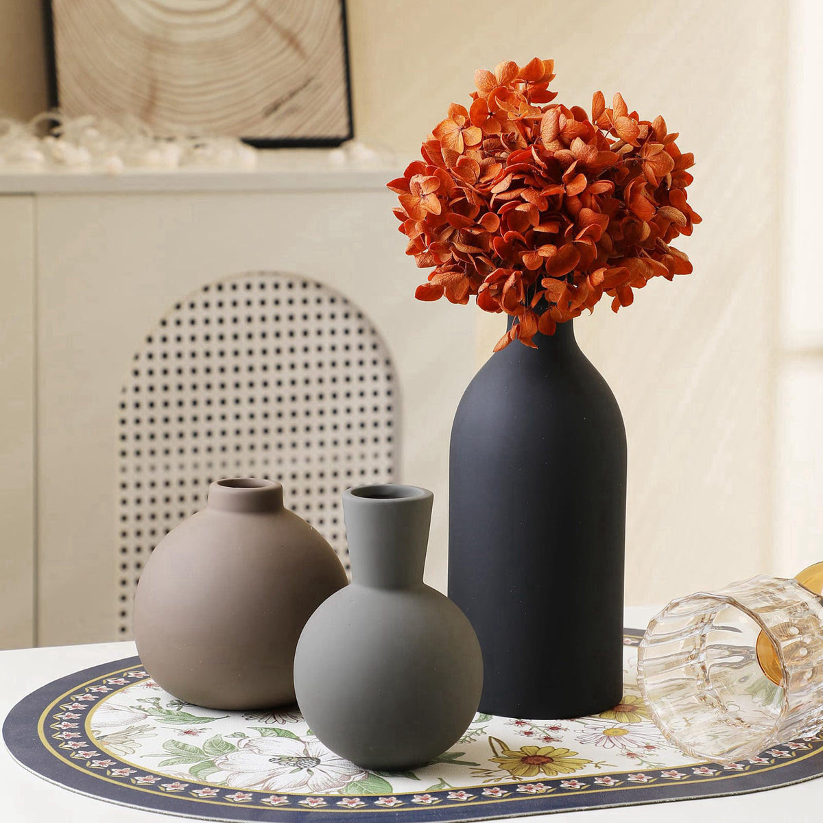 ooit – Vases on display