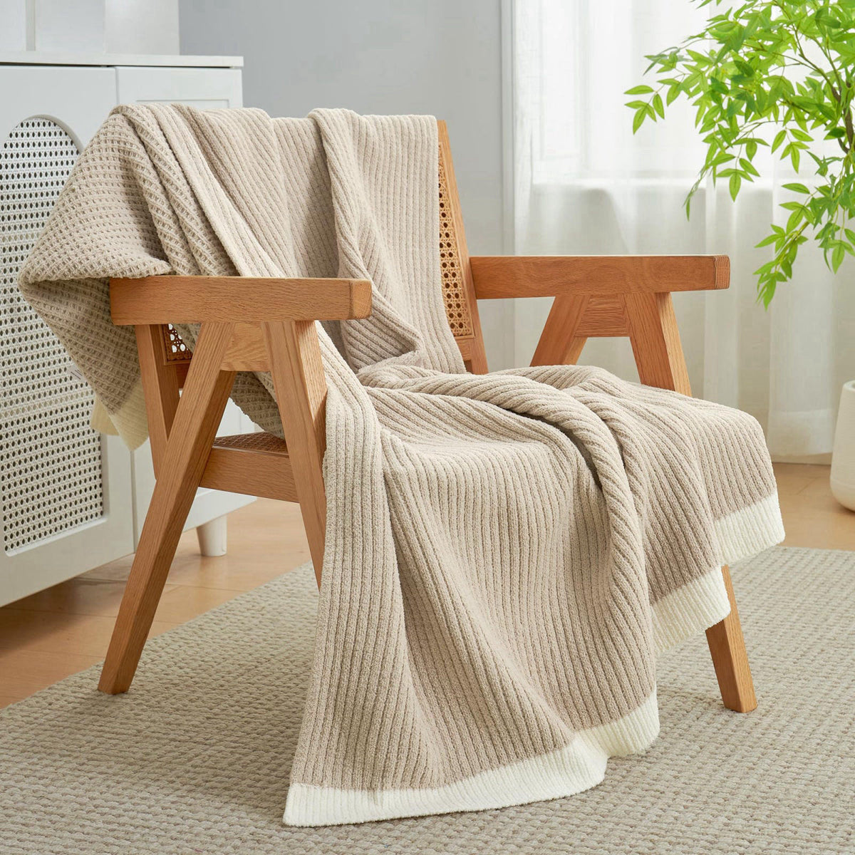 Am&eacute;lie Home Amélie Home Chenille Throw Blanket, Soft Cozy Waffle Throw for Couch & Sofa, Warm Yet Lightweight, Br
