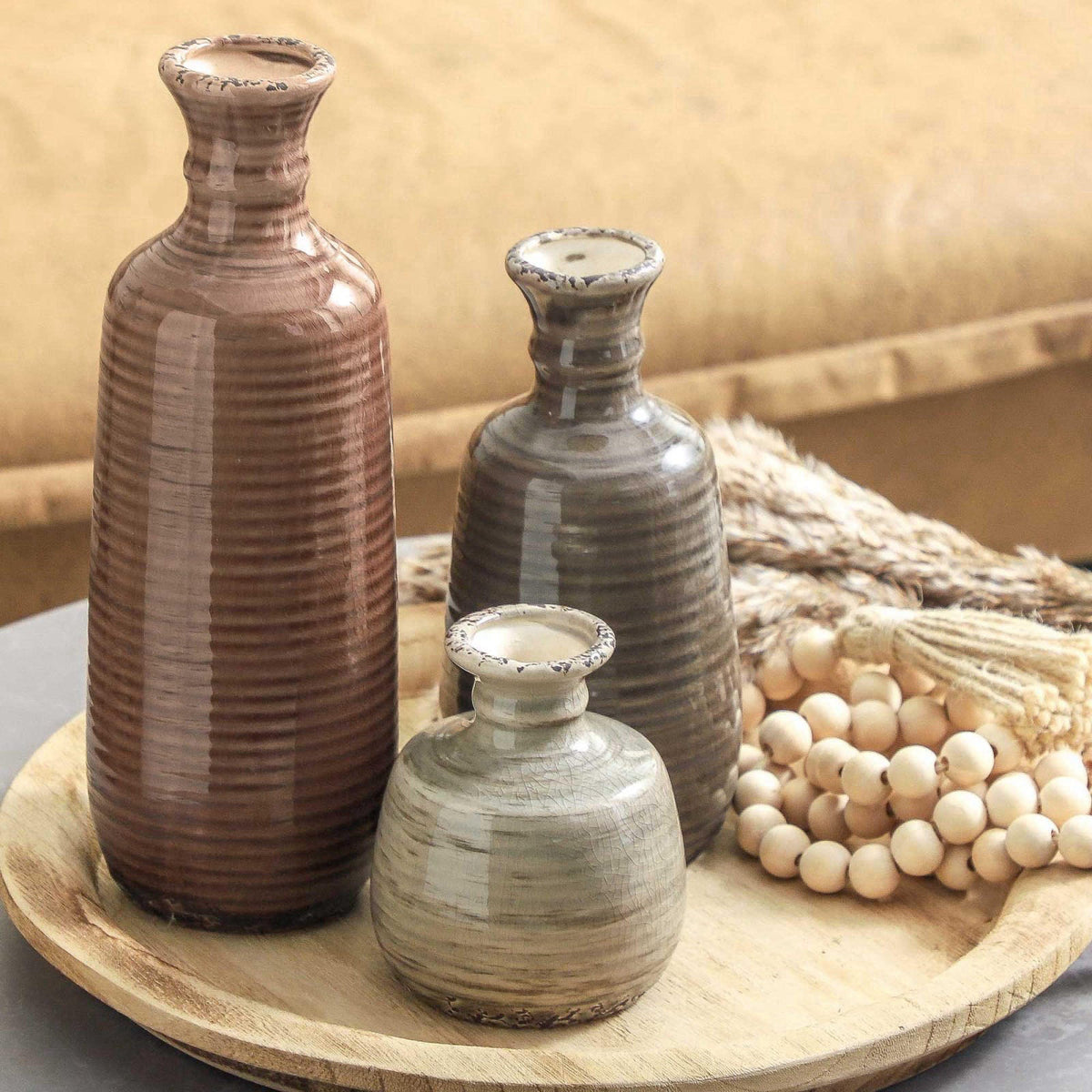 ooit – Vases on display