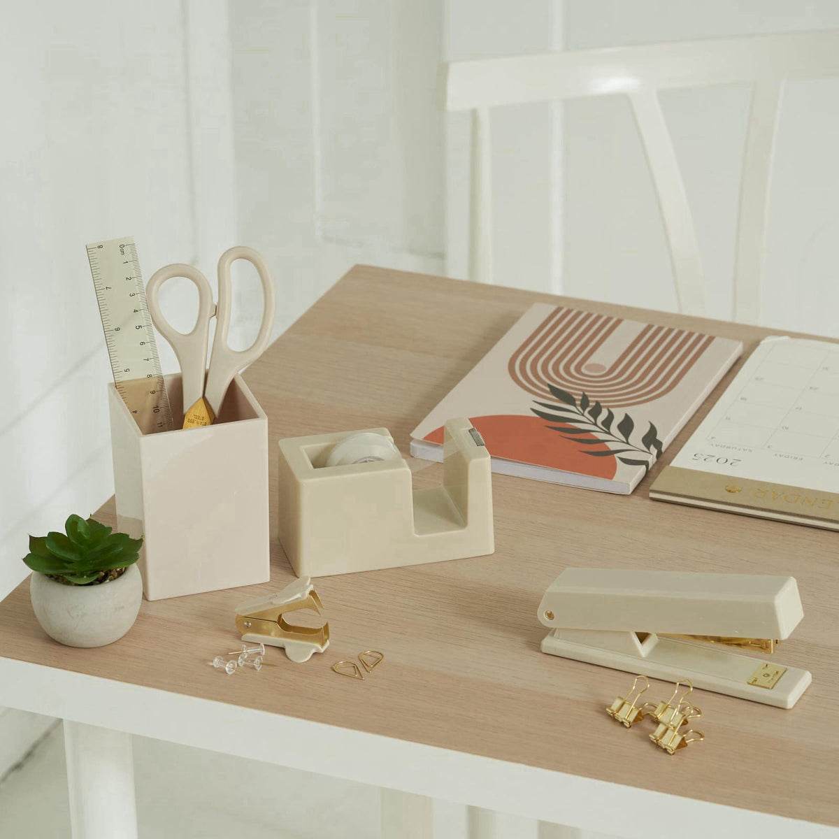 KIBAGA Aesthetic Desk Accessories Set for Women - A Complete Office Organizer Set – close-up detail in Beige