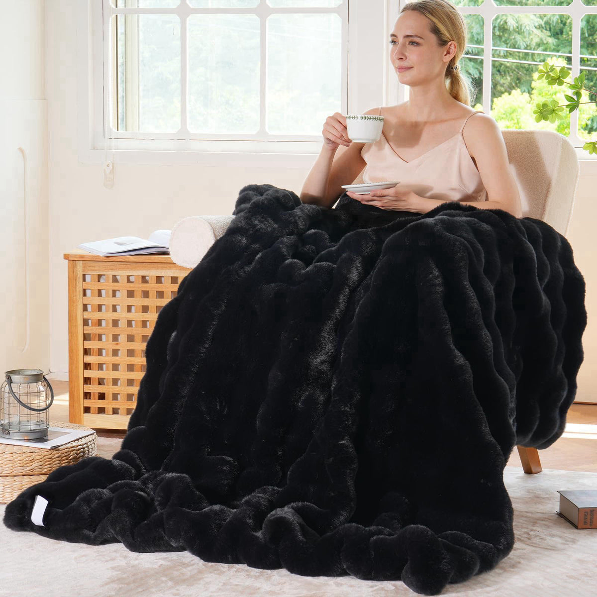 BENVWE Faux Fur Throw Blanket for Couch - Thickened Fluffy Soft Bubble Blanket for Living Room Home Decor - Fathers Day 