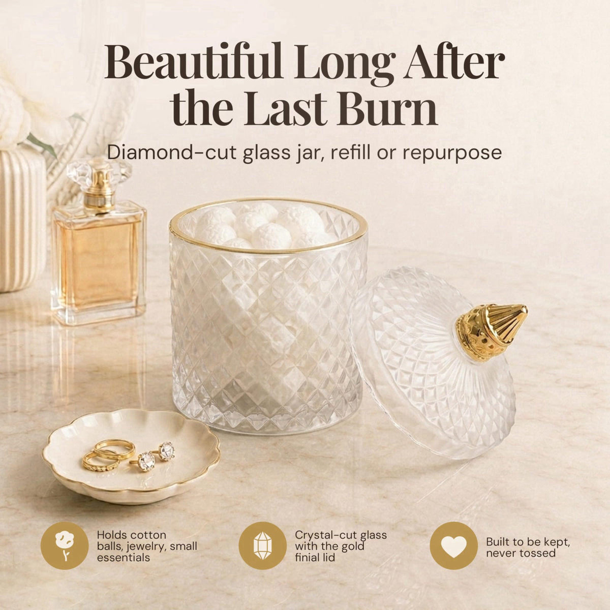VIONAMI – Jar Candles on display