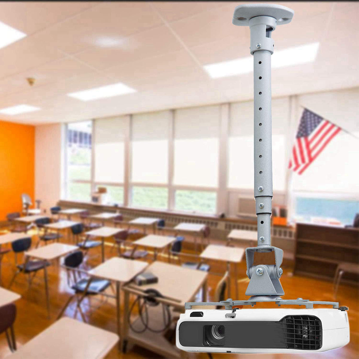 DYNAVISTA – Projector on display