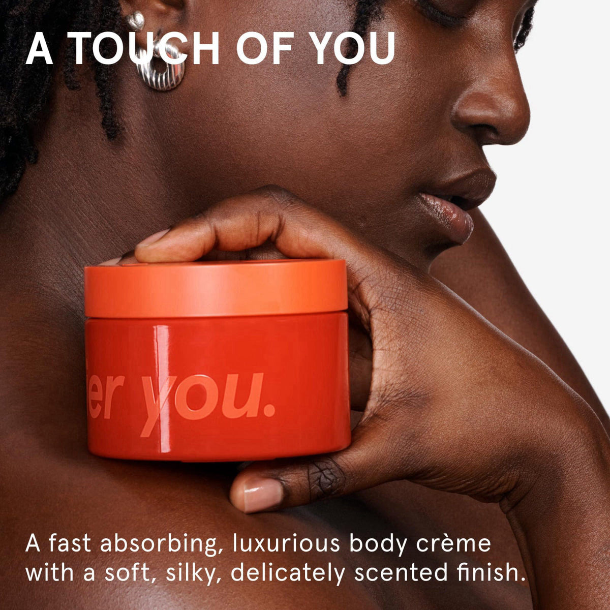 Glossier Crème de You Dry-Touch Body Butter, 215ml – close-up detail