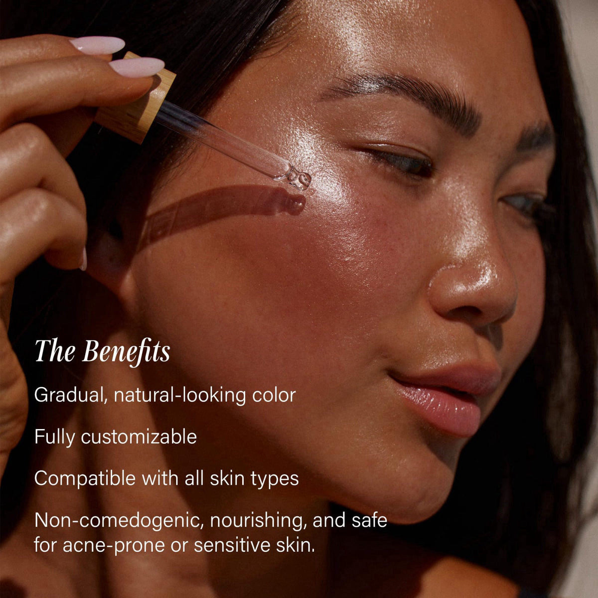 + Lux Unfiltered - N°12 Sun Struck Bronzing Face Tanning Drops - Classic – packaging and label