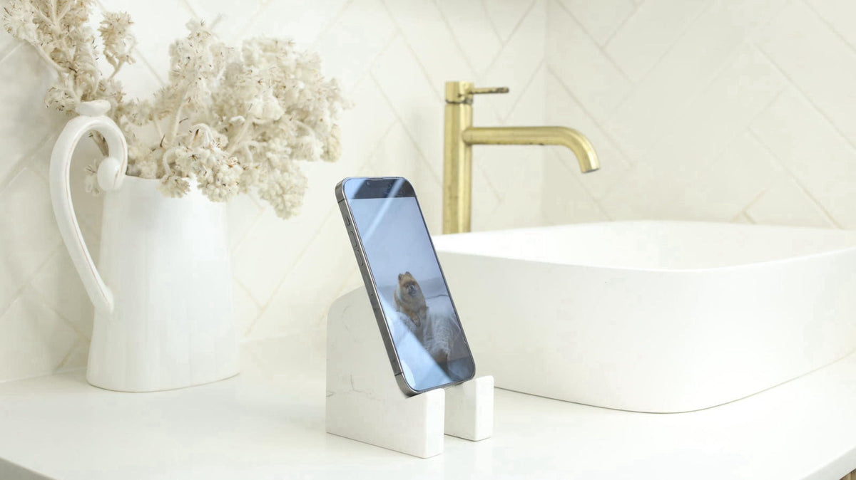 FLOWMAR Marble Phone Stand for Desk – Heavy Quartz Cell Phone Holder, Luxury Black Marble Phone & Tablet Stand, Stable D