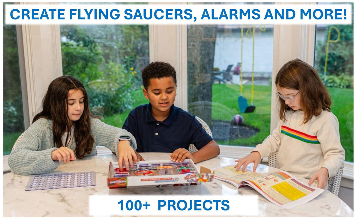 SNAP CIRCUITS Jr. SC-100 STEM Electronics Kit, 100+ Projects, Ages 8+ – close-up detail