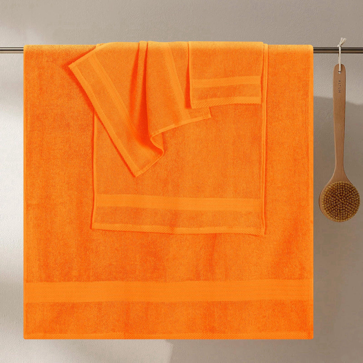 GLAMBURG Ultra Soft 8-Piece Towel Set - 100% Pure Ringspun Cotton, Contains 2 Oversized Bath Towels 27x54, 2 Hand Towels