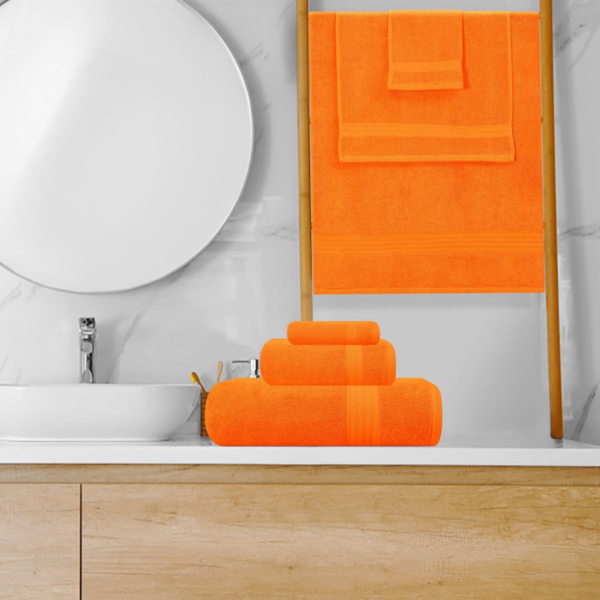 GLAMBURG Ultra Soft 8-Piece Towel Set - 100% Pure Ringspun Cotton, Contains 2 Oversized Bath Towels 27x54, 2 Hand Towels