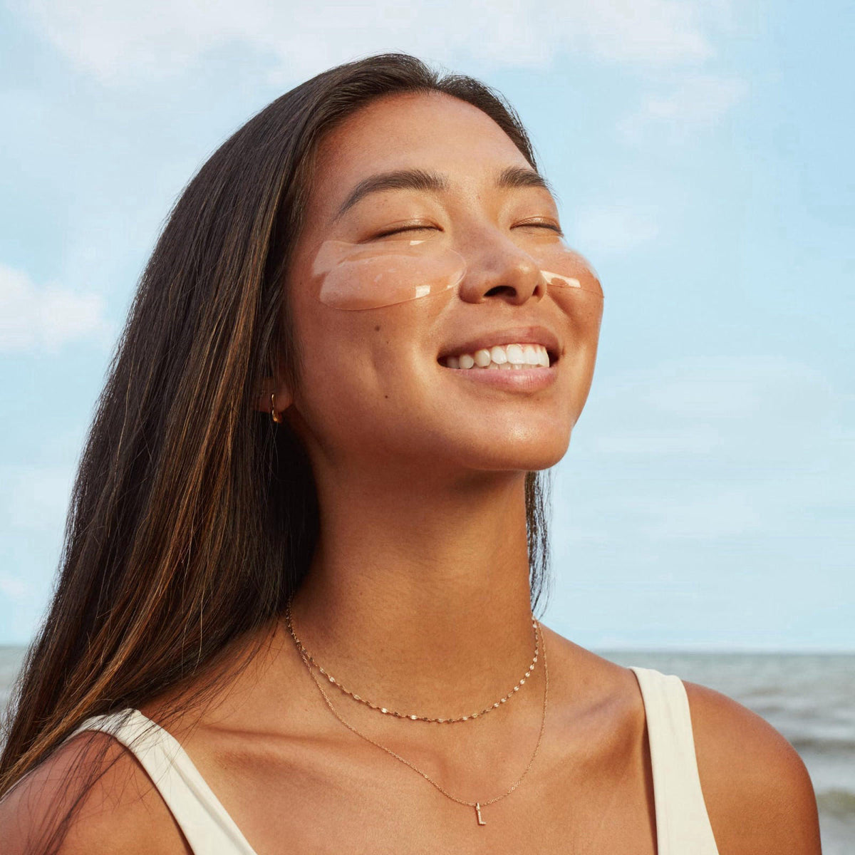 Three Ships - Brighter Days Red Algae + Avocado Eye Masks (30 Sets) – back view and specifications