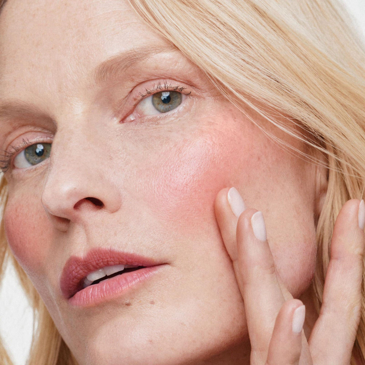 ILIA - Multi-Stick Cheek + Lip Color | Buildable + Blendable | Multi-Use Cream Blush | Nourishing Skincare Ingredients |