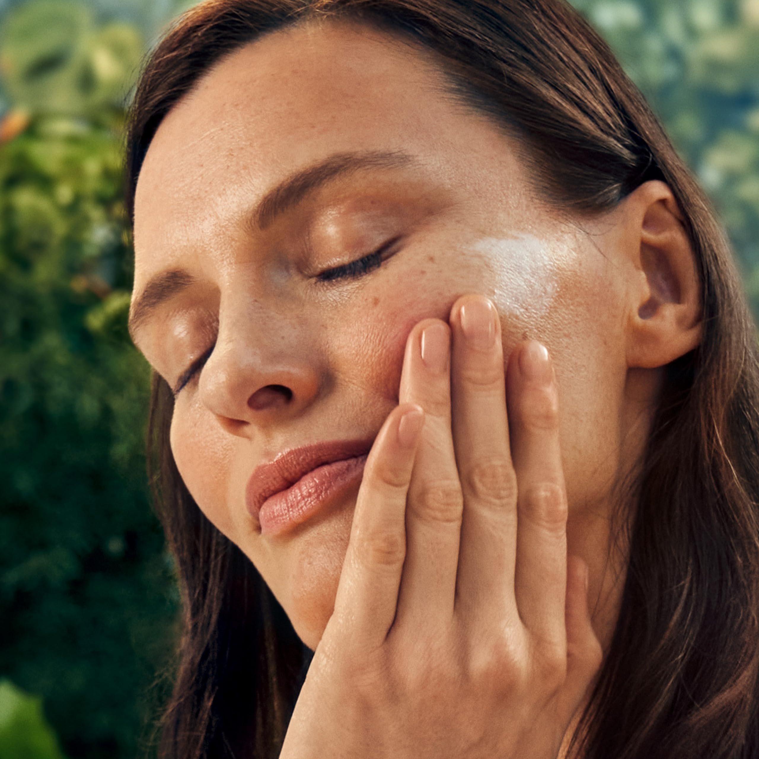 Weleda Plumping Day Cream with pomegranate and maca root, a nourishing skin moisturizer in a sleek jar.